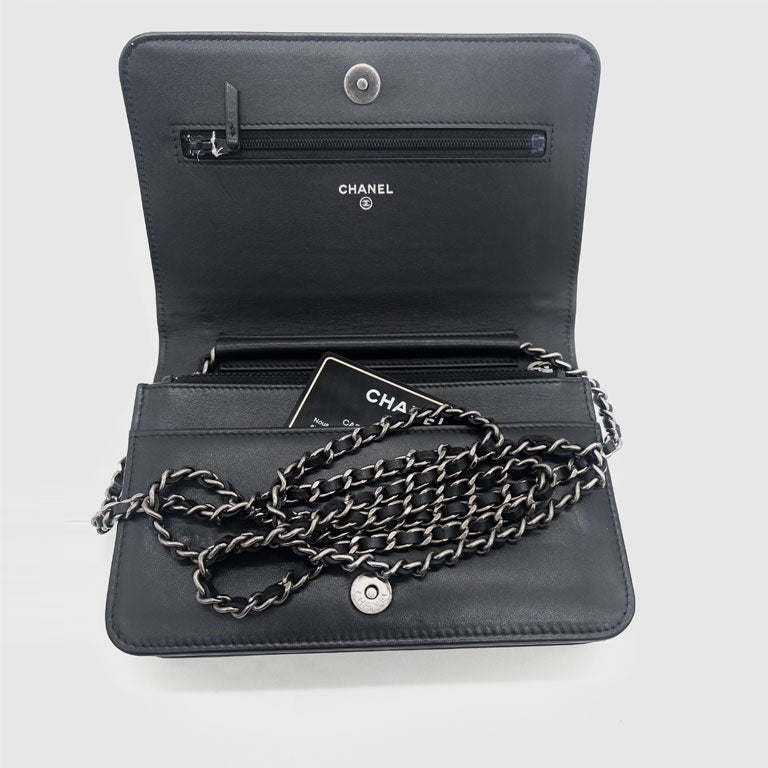 CHANEL-WOC-NEGRA-02