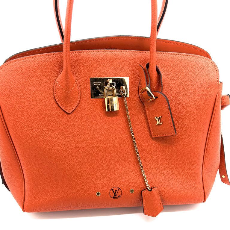 LV-HANDBAG-MILLA-03
